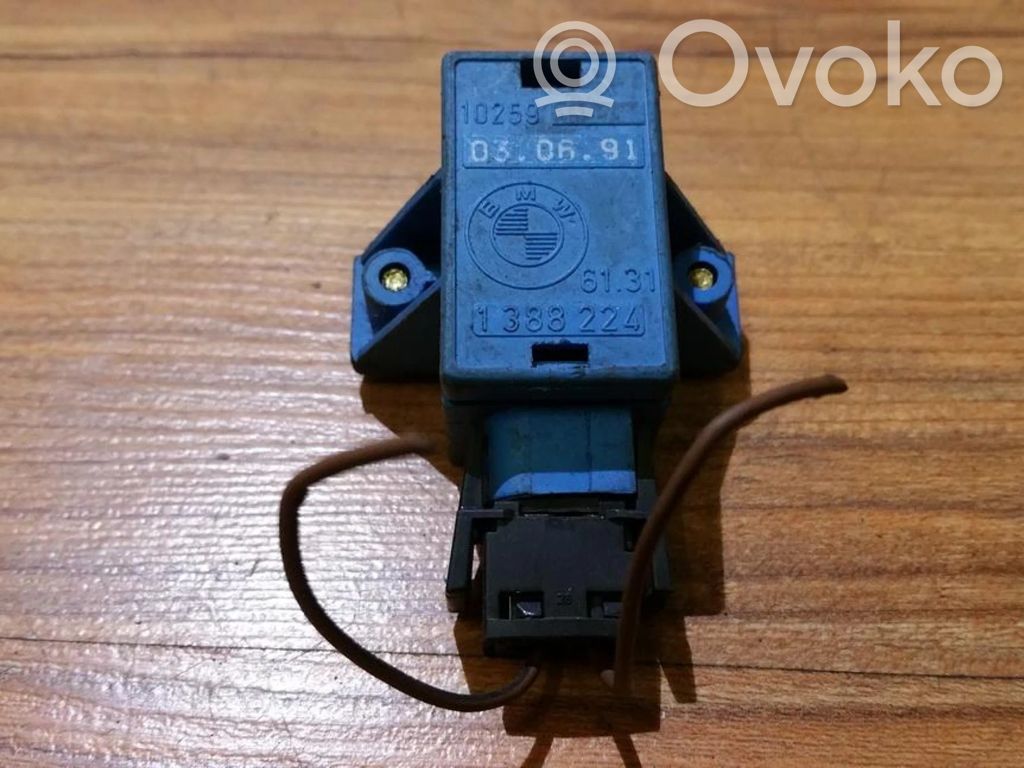 BMW 7 E32 Other relay 