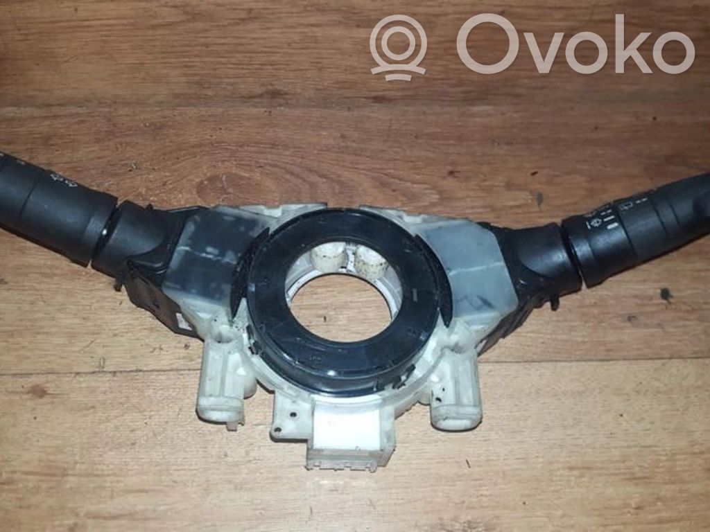 Nissan Almera N16 Leva/interruttore dell’indicatore di direzione e tergicristallo 