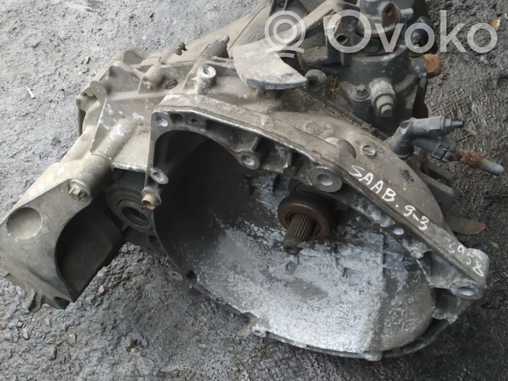 Manual 5 speed gearbox