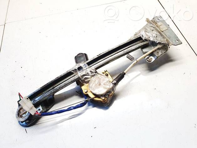 Regulador con motor de la ventanilla de la puerta corredera