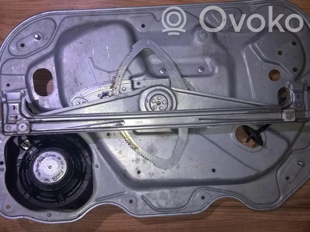 Ford Focus Regulador con motor de la ventanilla de la puerta corredera 