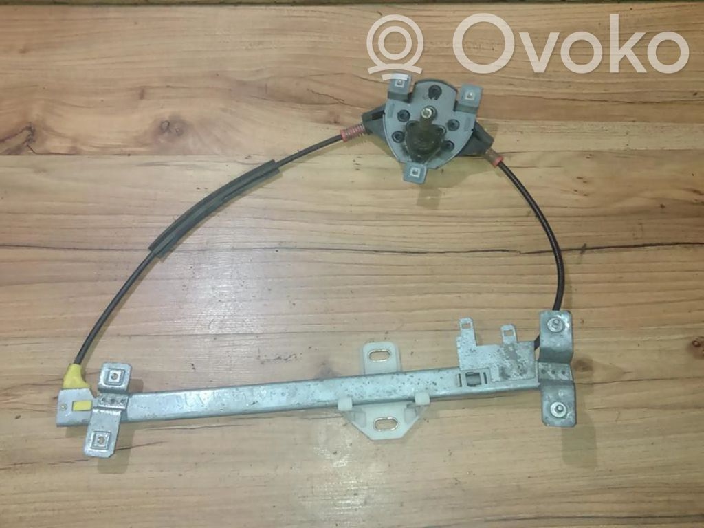Volvo 440 Macara ușă față cu motor 