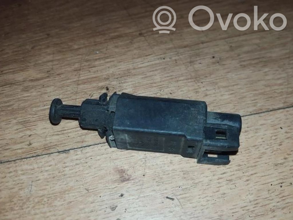 Volkswagen Golf IV Interruttore del pedale del freno 