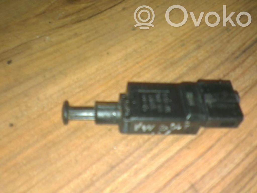 Volkswagen Golf IV Clutch pedal sensor 