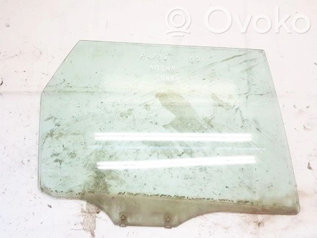 Takaoven ikkunalasi