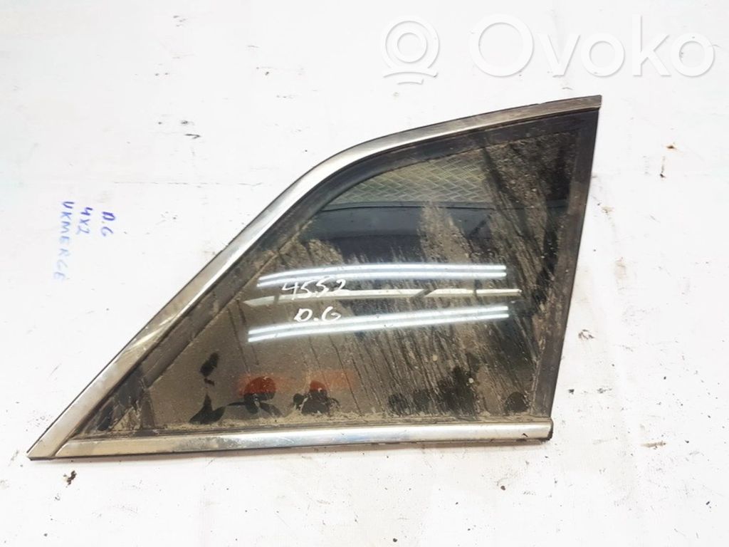 Rear side window
