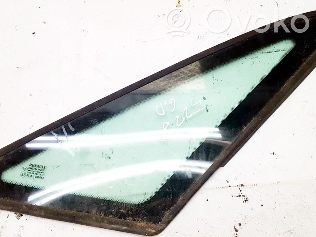 Rear side window