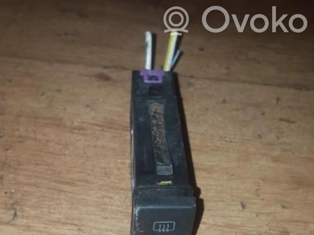 Audi A4 S4 B5 8D Comutator încălzire parbriz/lunetă 