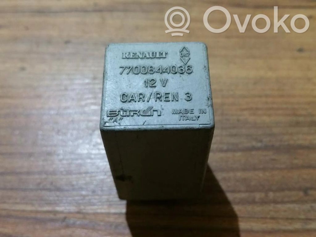 Inne przekaźniki   7700844036,7700844036