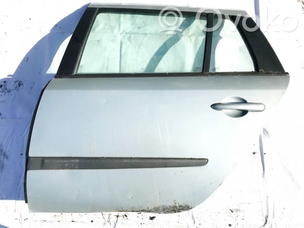 Renault Laguna II Puerta trasera 