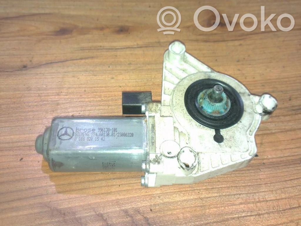 Mercedes-Benz A W169 Motor macara geam ușă față 