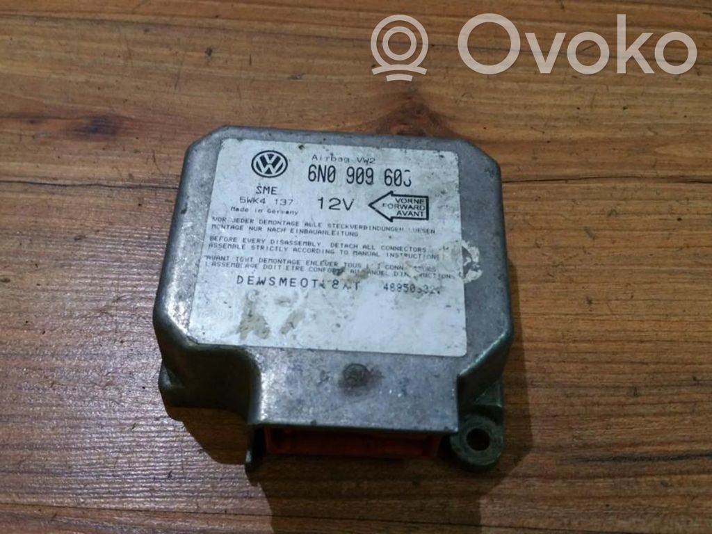 Volkswagen Caddy Centralina/modulo airbag