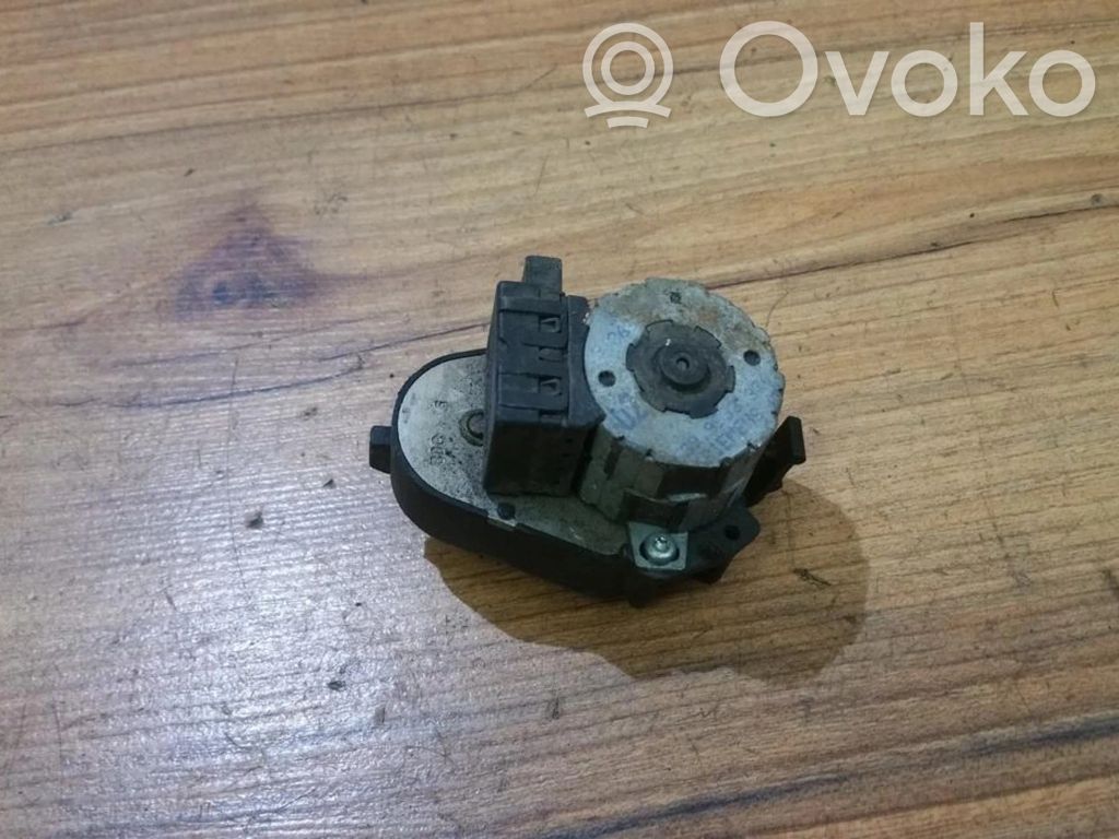 Motor/actuator clapetă aer   8399533370,8399533370