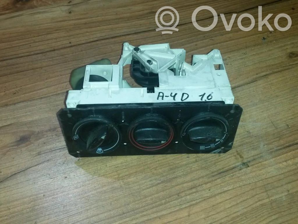 Audi A4 S4 B5 8D Centralina del climatizzatore