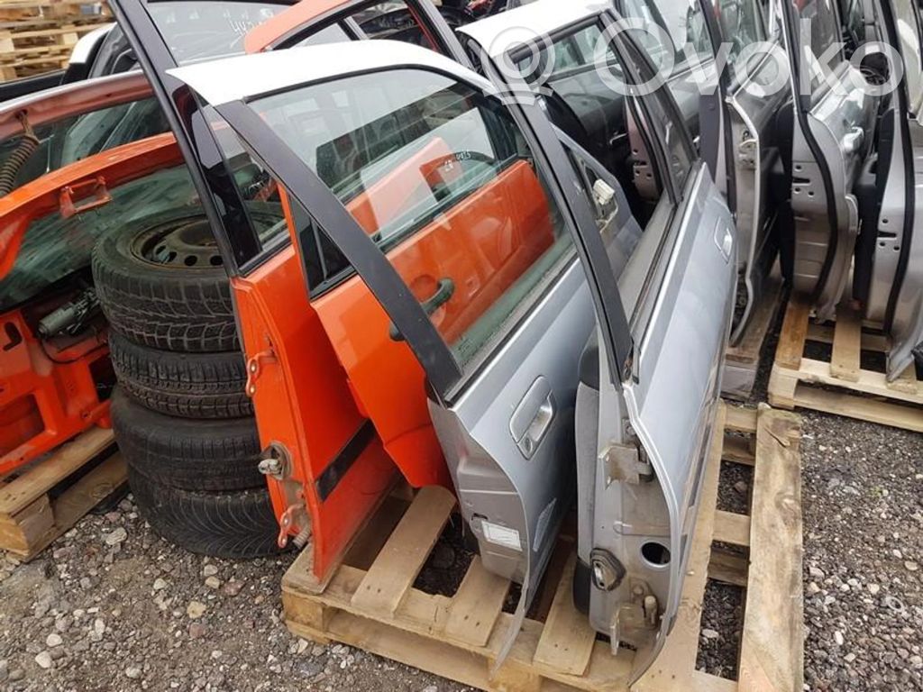 Peugeot 406 Portiera anteriore 