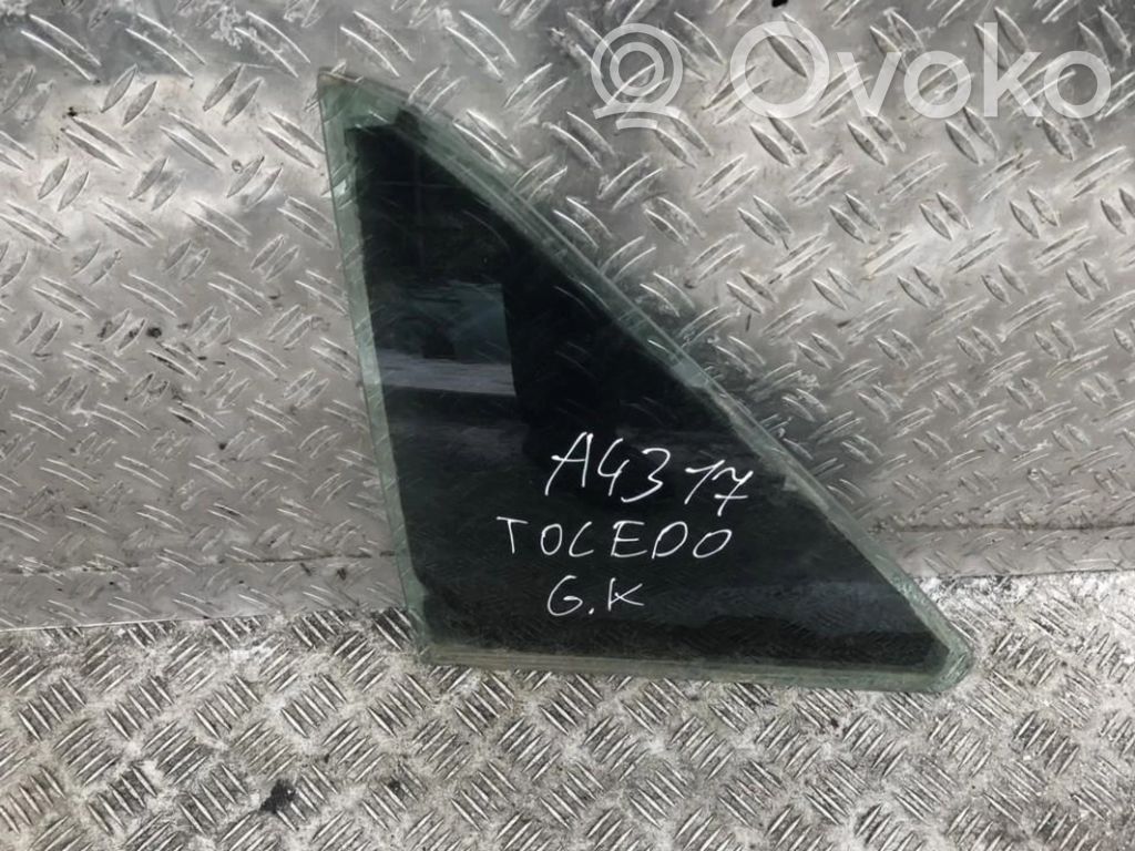 Ventanilla de ventilación de la puerta trasera