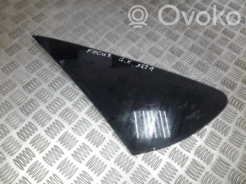 Vidrio lateral trasero