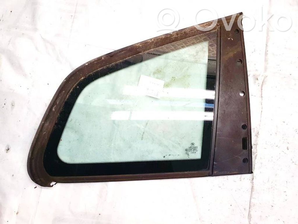 BMW X3 E83 Rear side window 