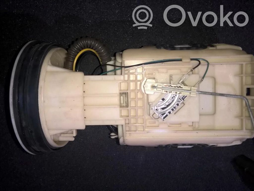 Volkswagen Polo III 6N 6N2 6NF Bomba interna de combustible 