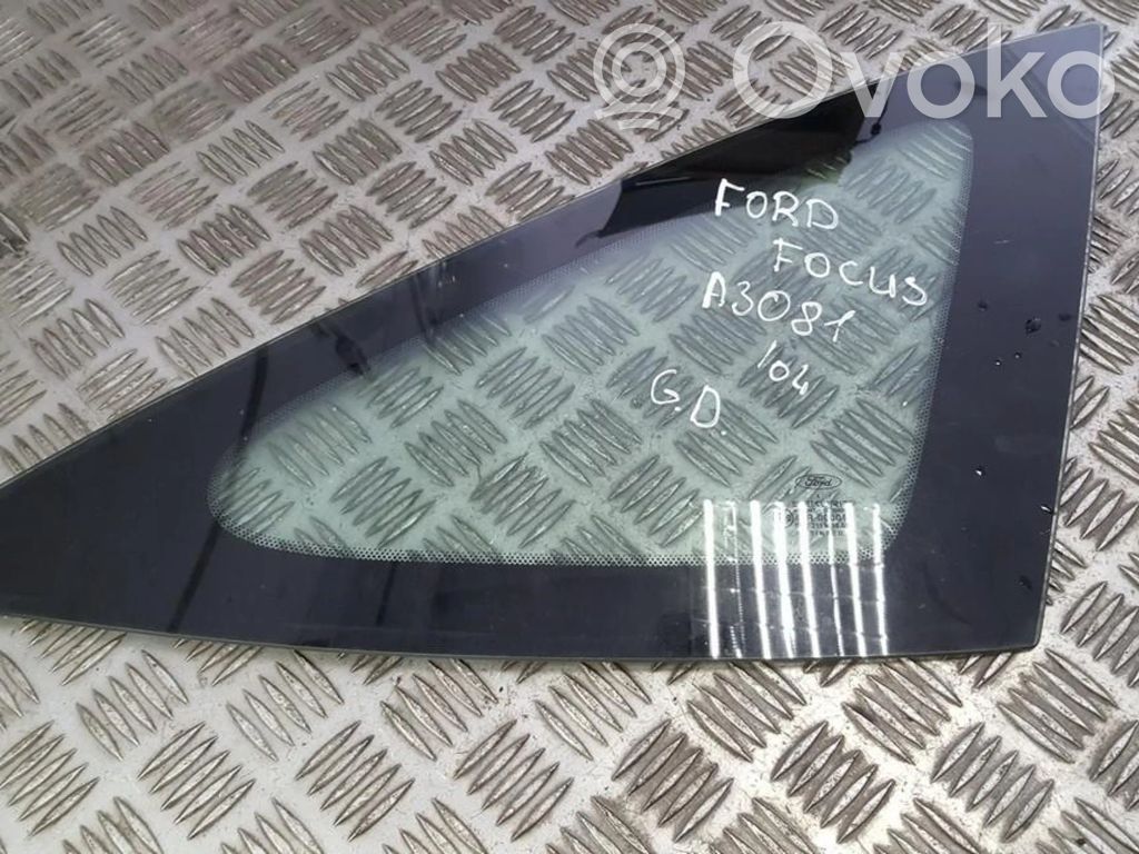 Rear side window