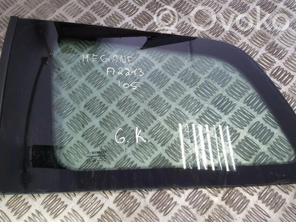 Rear side window