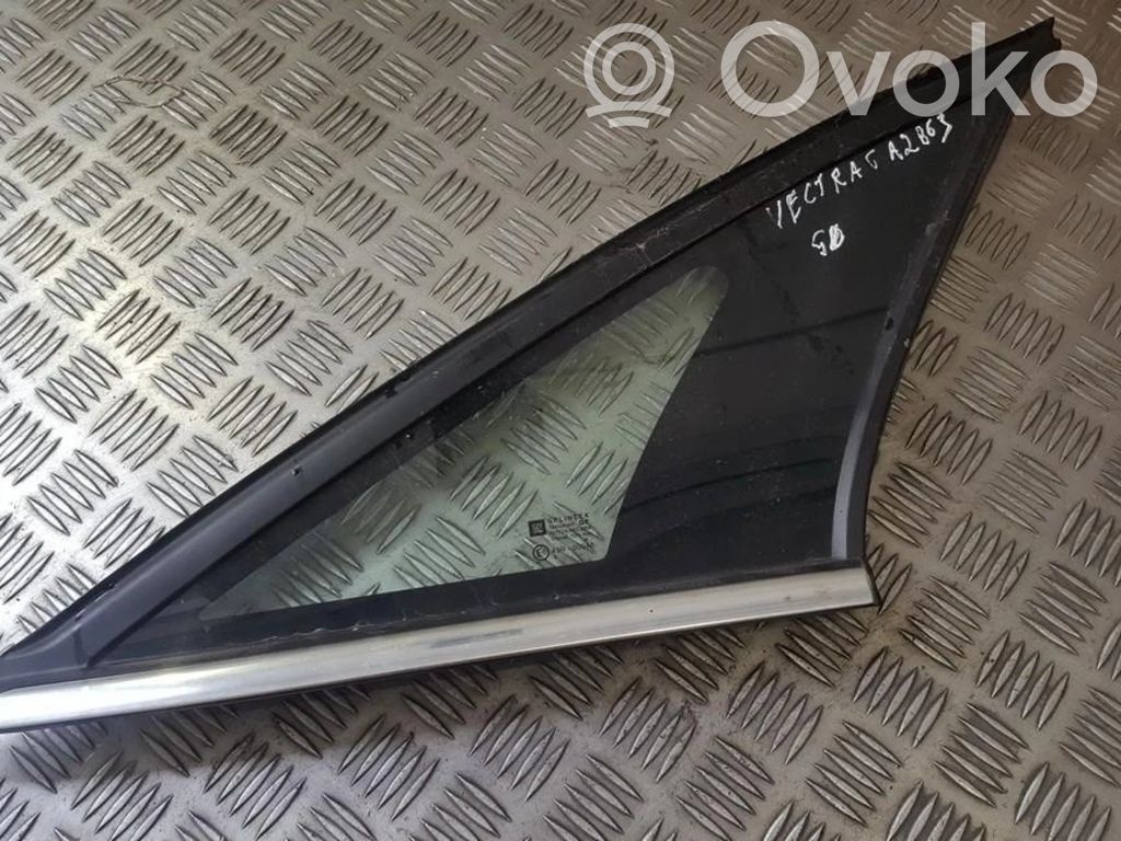 Opel Vectra C Vidrio lateral trasero 