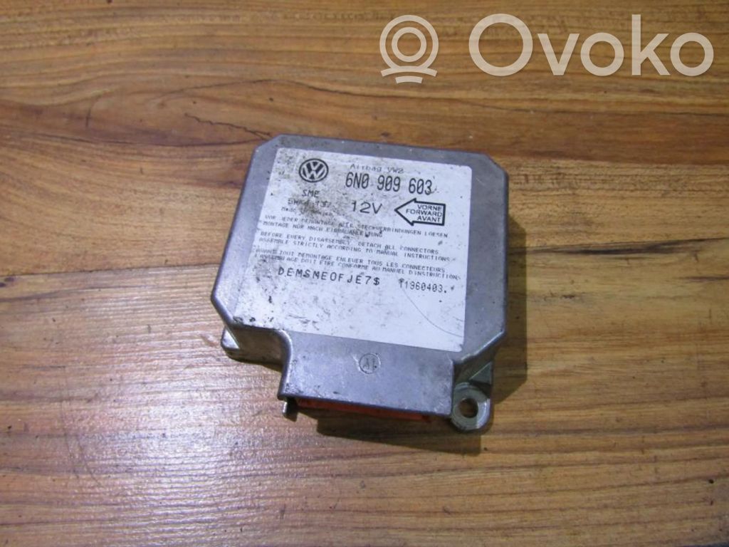 Volkswagen Caddy Centralina/modulo airbag