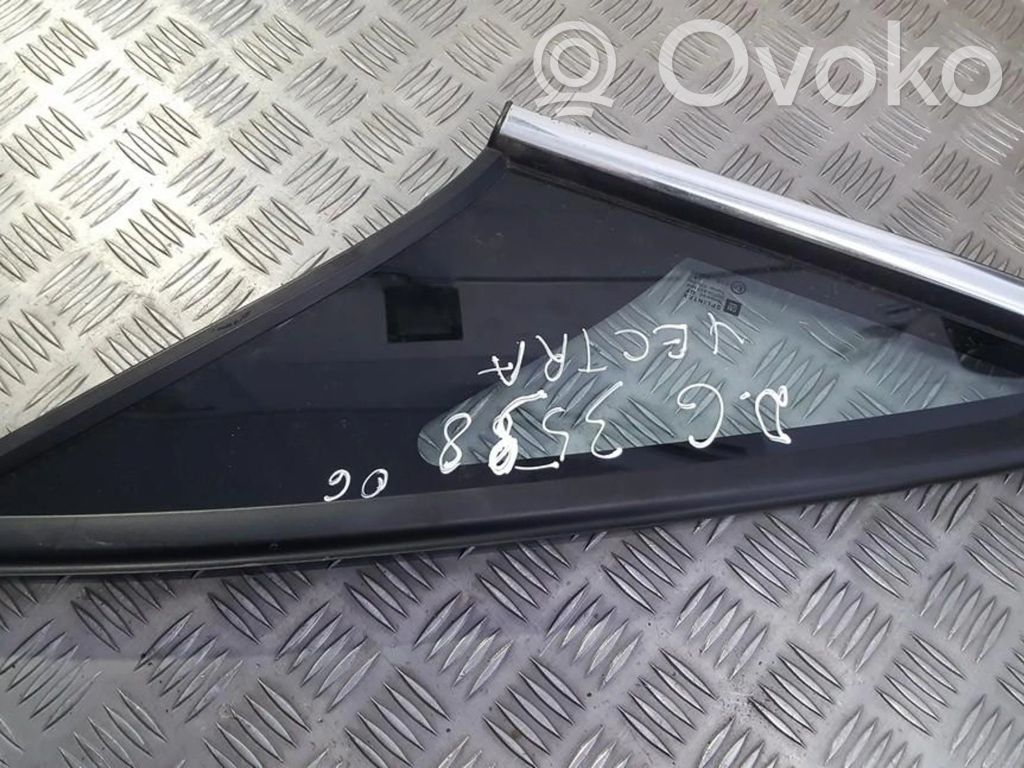 Rear side window   AS2,AS2