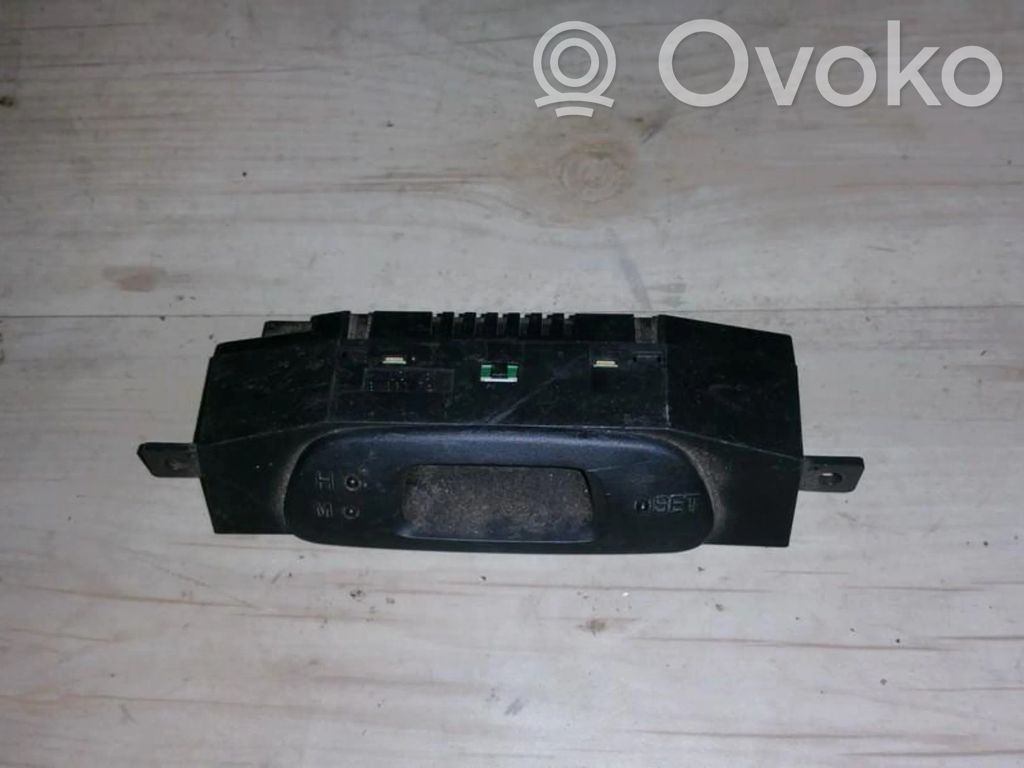 Mitsubishi Carisma Monitor/display/piccolo schermo
