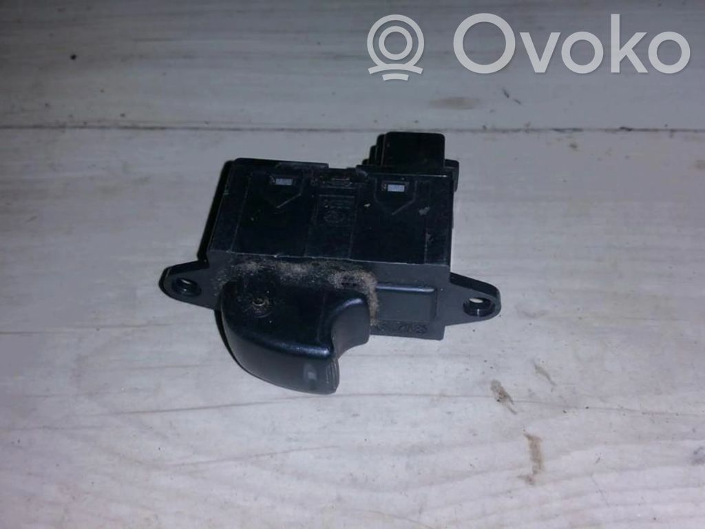 Daewoo Nubira Przyciski szyb 