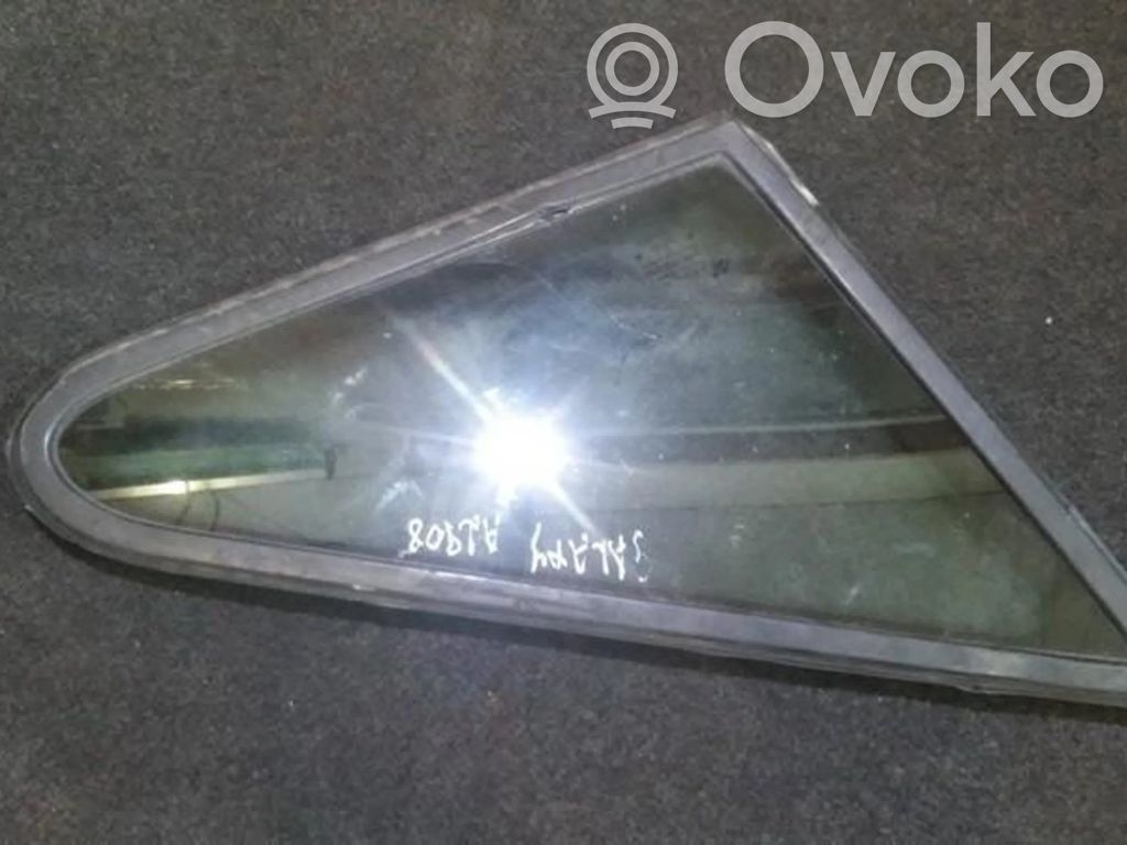 Ventanilla de ventilación de la puerta delantera cuatro puertas   43R001100,43R001100,43R001100,43R001100