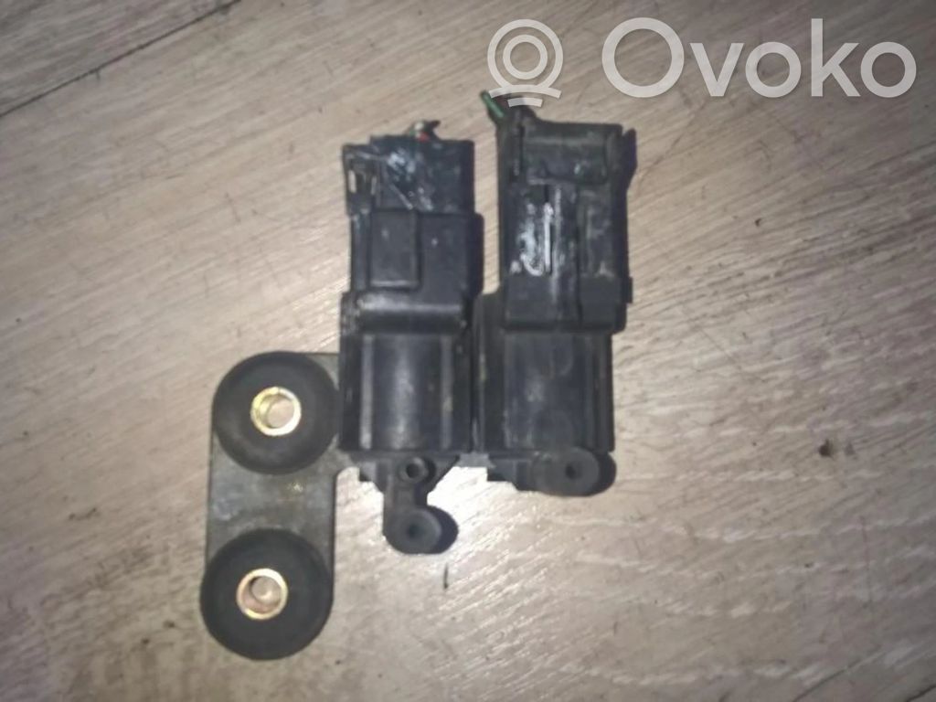 Mitsubishi Carisma Zawór podciśnienia / Elektrozawór turbiny 