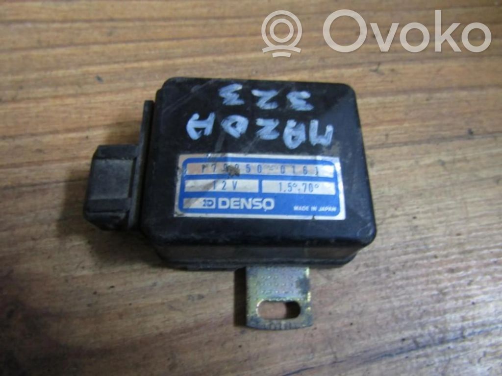 Mazda 323 Czujnik położenia przepustnicy 