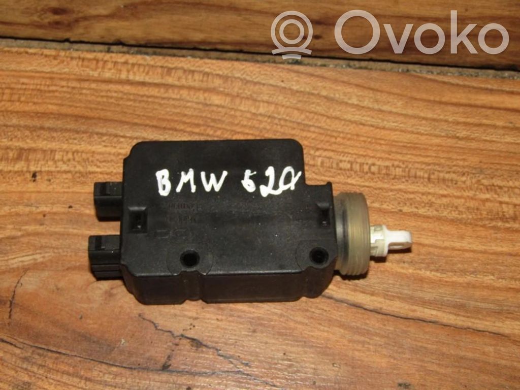 BMW 3 E36 Motor de bloqueo de puertas 