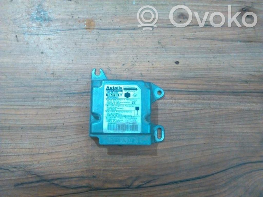 Renault Kangoo I Unitate/modul de comandă airbaguri 