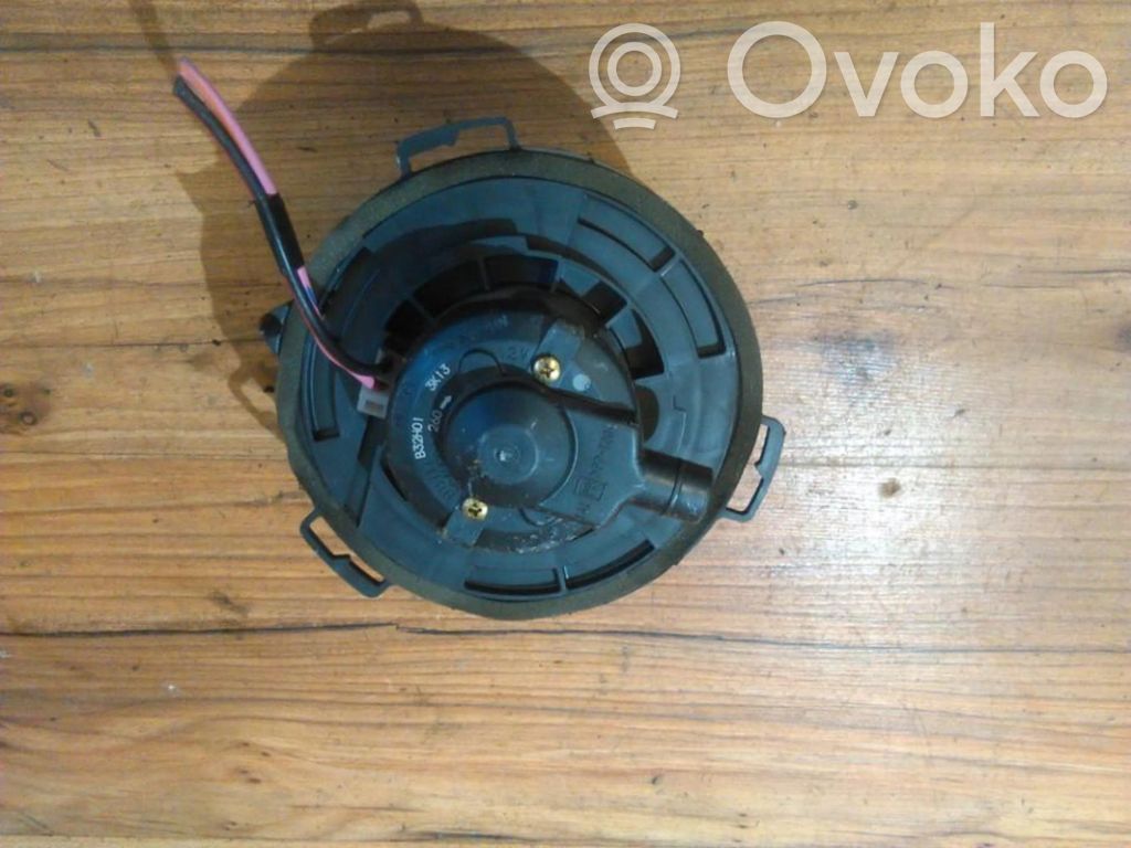 Mazda 3 I Mazā radiatora ventilators 
