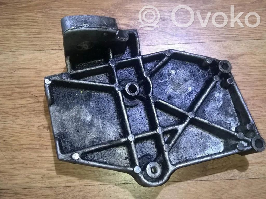Engine mounting bracket   028260885A,5239470,028260885A,5239470