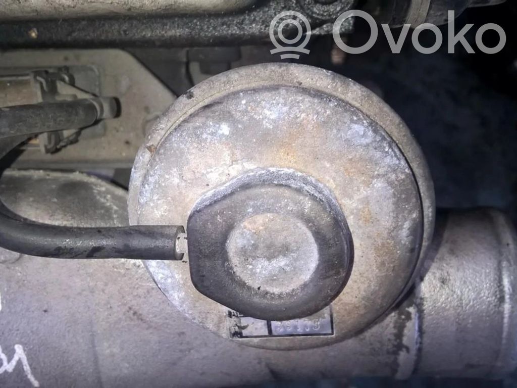 Nissan Sunny Valvola EGR 