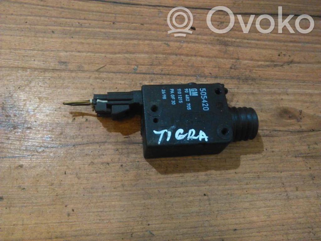 Motor de bloqueo de puertas   90482705,505420,505420,90482705