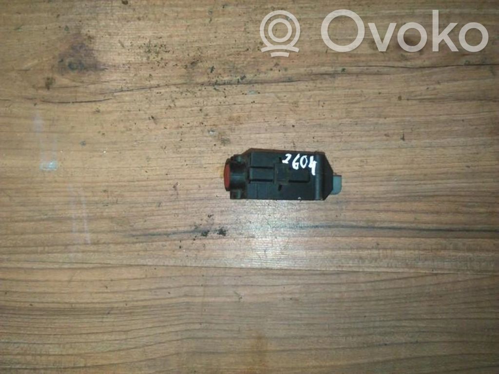 Volkswagen PASSAT B4 Interruptor de corte de combustible 