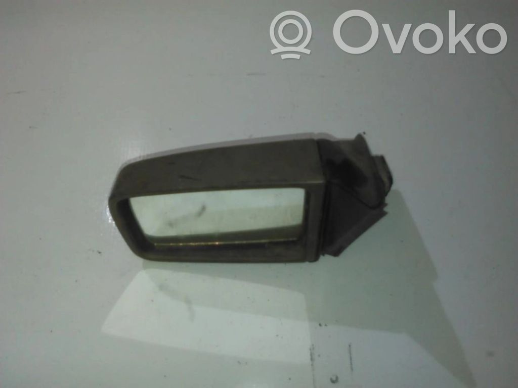 Opel Kadett E Espejo lateral eléctrico de la puerta delantera 