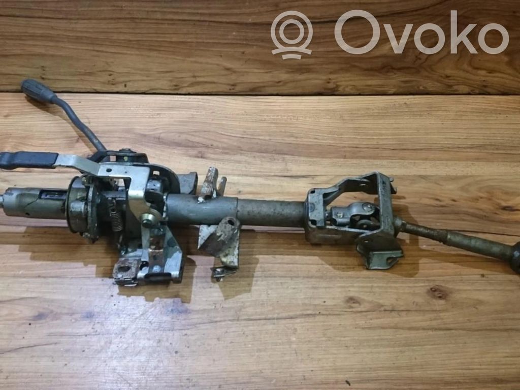 Ohjauspyörän akseli   030118,030118