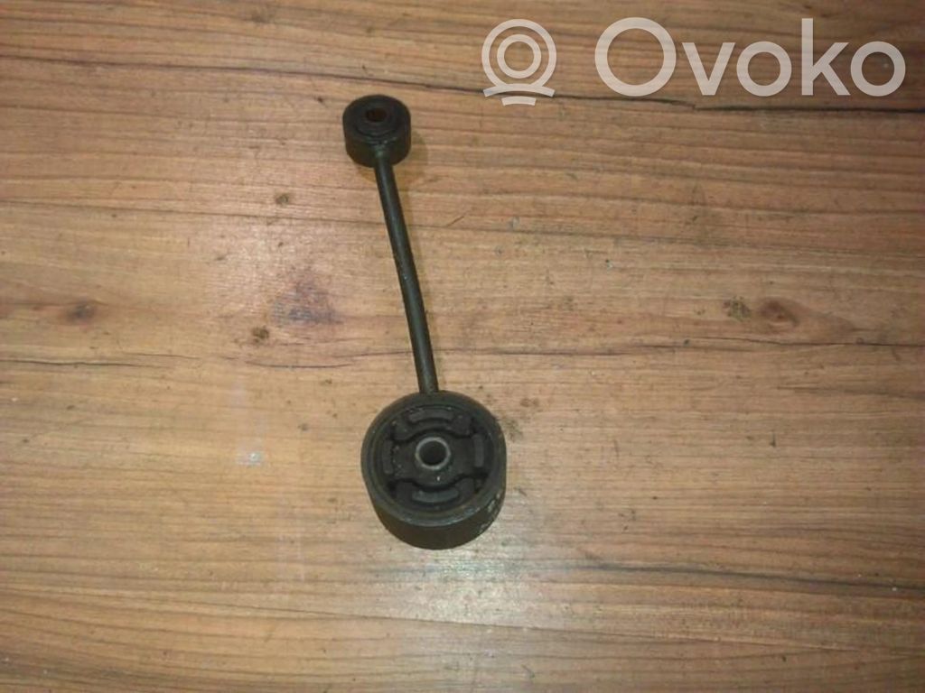 Engine mount bracket