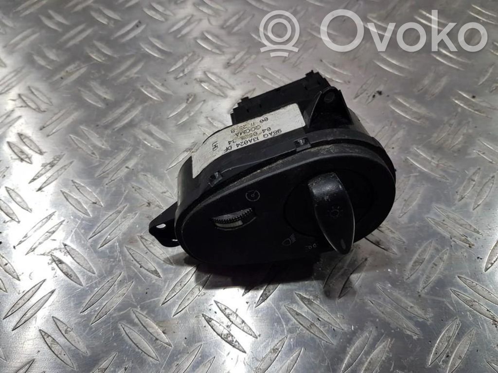 Ford Focus Light switch 