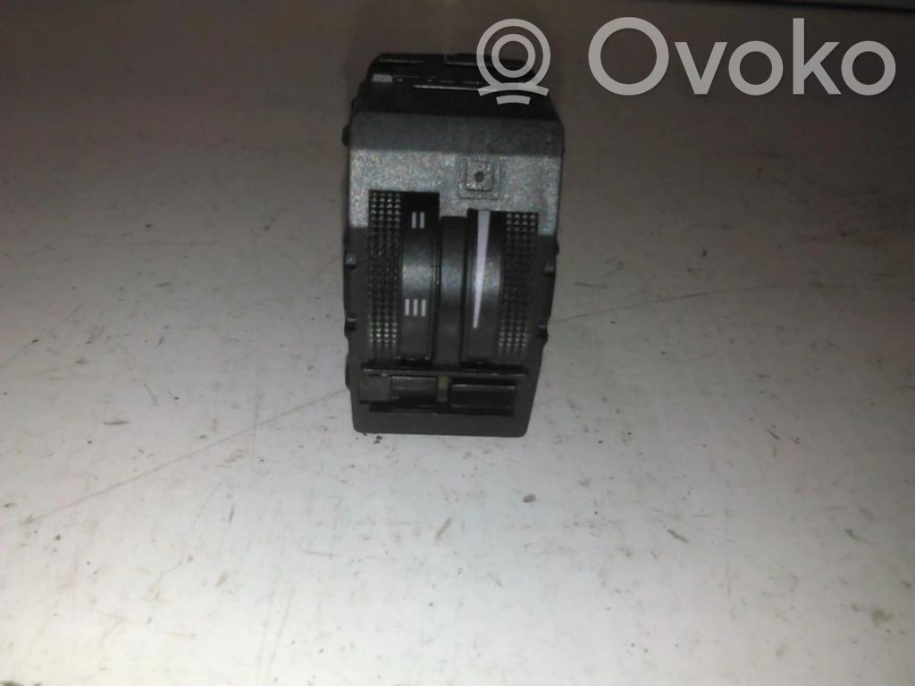 Audi A6 S6 C5 4B Interruttore di regolazione livello altezza dei fari 