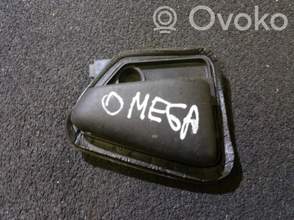 Opel Omega A Klamka wewnętrzna drzwi 