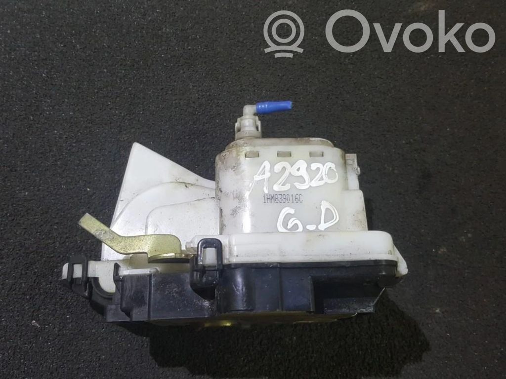 Volkswagen Polo III 6N 6N2 6NF Încuietoare ușă spate 