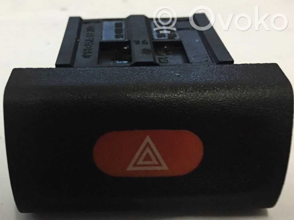 Botón interruptor de luz de peligro   90493804,90457316,90457316,90493804,90508256
