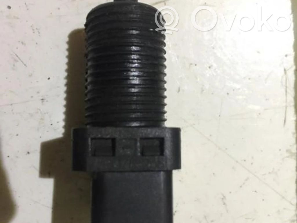 Comutator senzor pedală frână   7700785258,7700785258