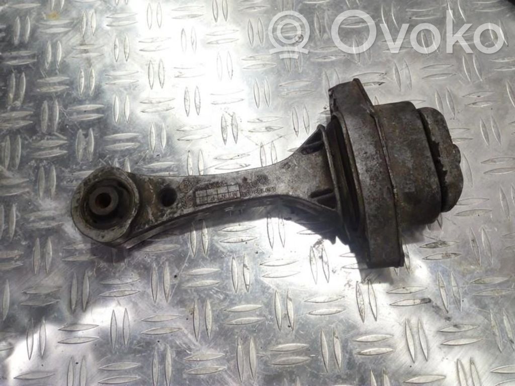 Volkswagen Golf IV Supporto di montaggio del motore